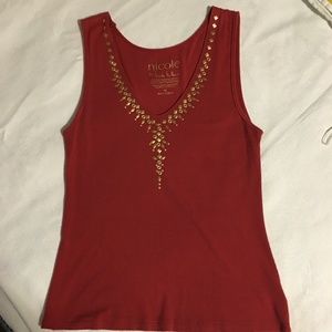 Soft Nicole by Nicole Miller XL ust colored rib tank with gold embellishments